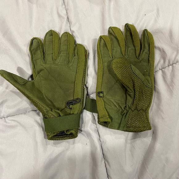 Tactical gloves for paintball/airsoft - Picture 2 of 2